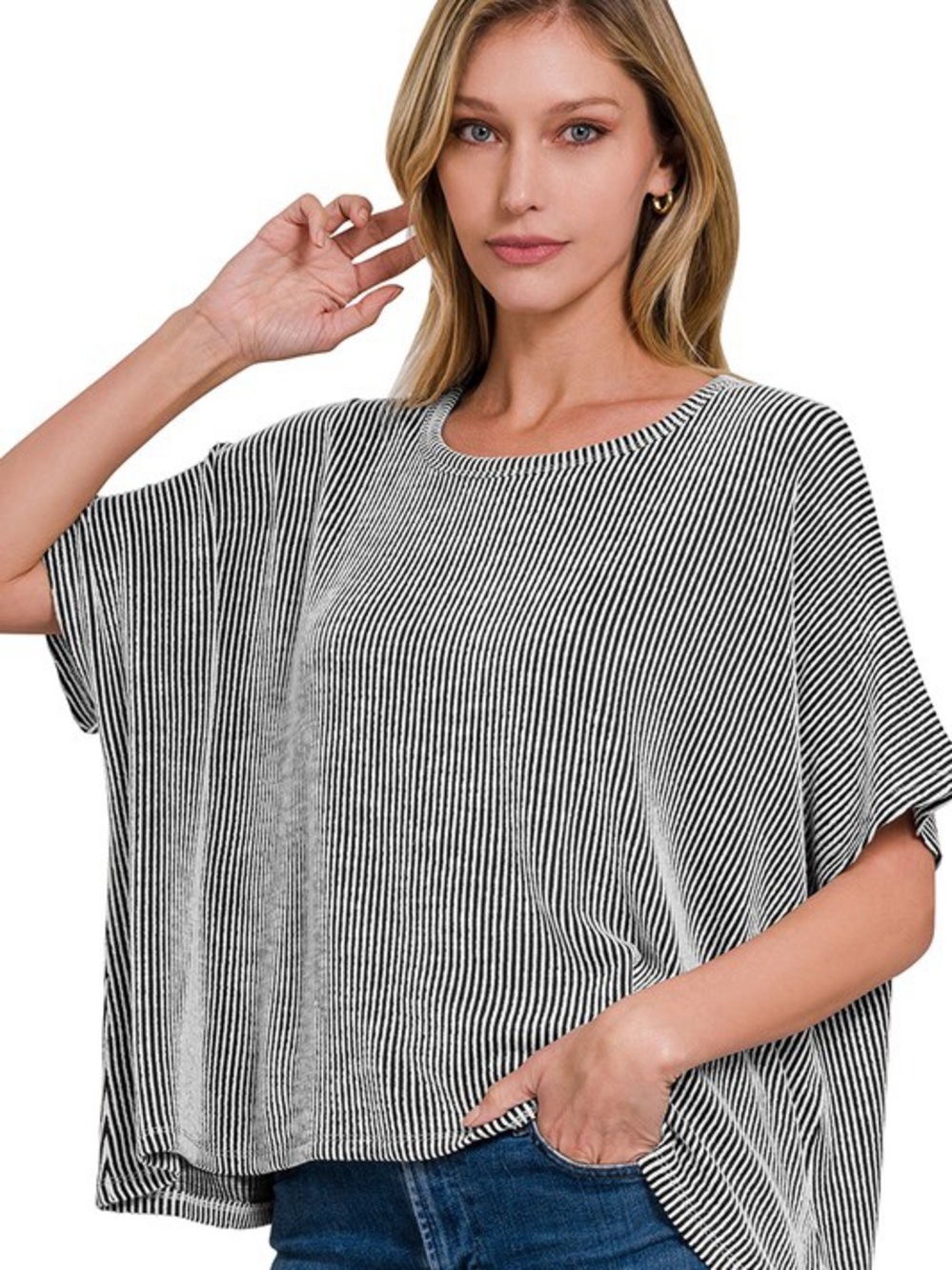 08. Women’s Black Ribbed Short-Sleeve Oversized Top NeW